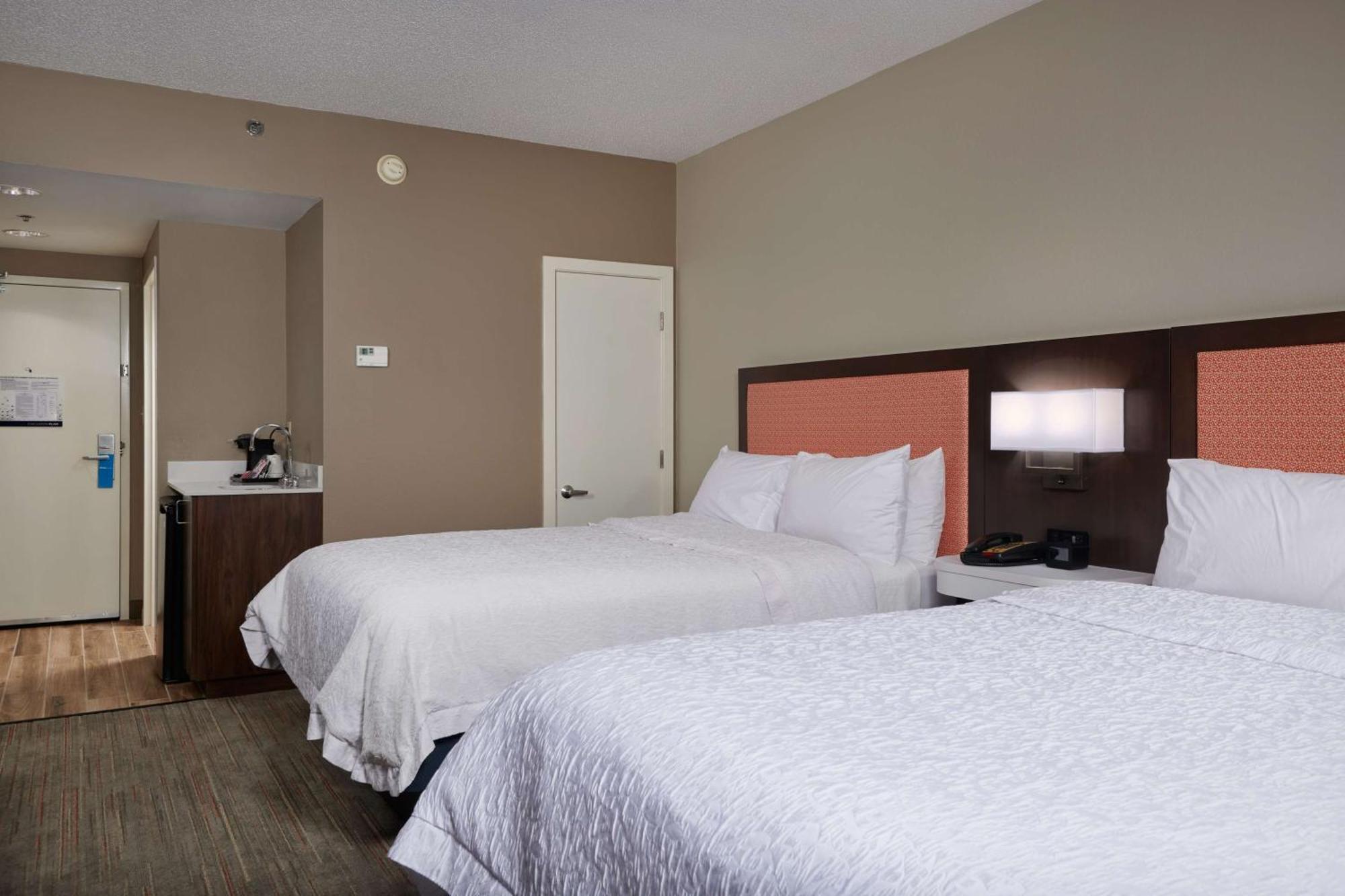 Hampton Inn Wilmington-Medical Park Eksteriør billede